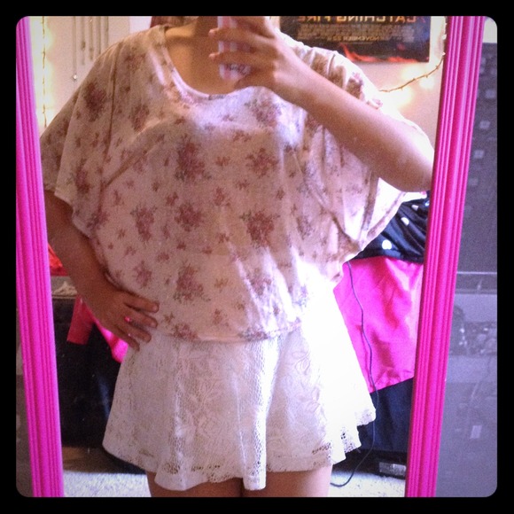 Cute floral and crochet poncho shirt!
