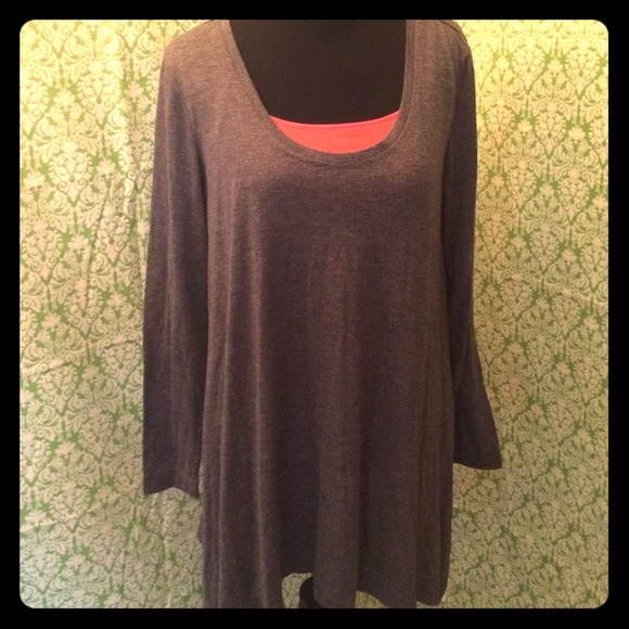 Gray long sleeve swing tunic