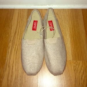 Esprit toso slip on shoes
