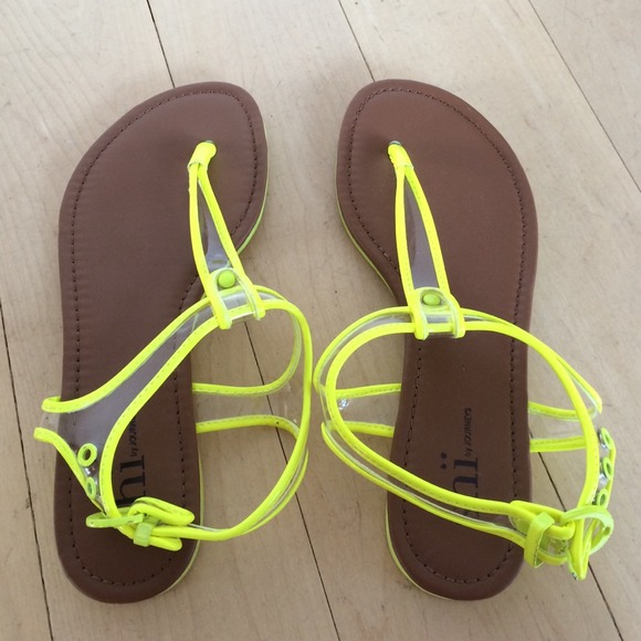 Rubbery neon sandals