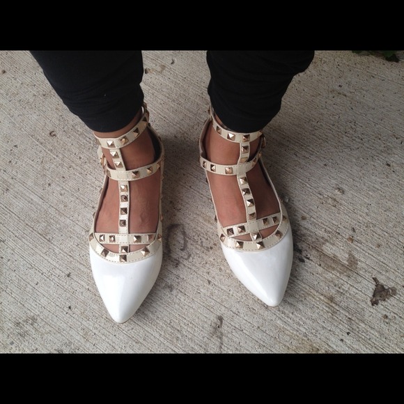 Off white gold studded flats