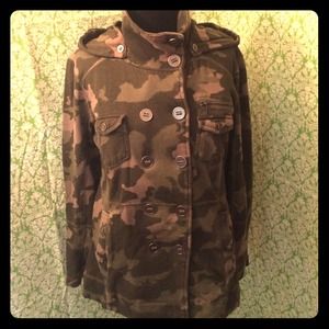 Hurley Brand camo jacket with removable hood