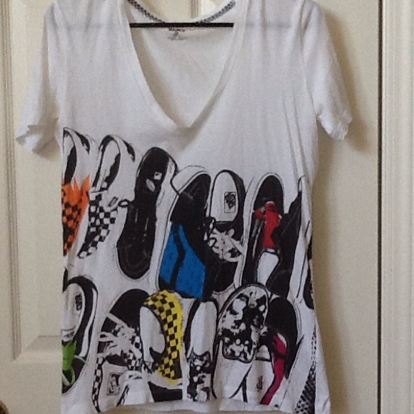 Vans V-neck