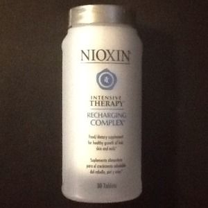 Nioxin recharging complex