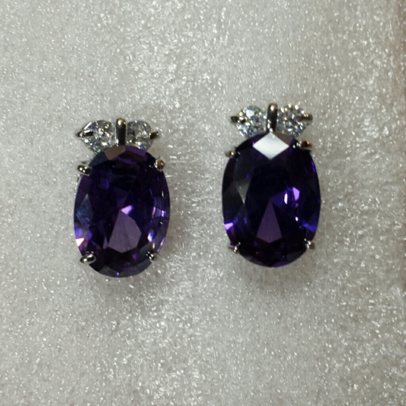 ⚡SOLD⚡ Amethyst & Topaz 18kt WGP Earrings 15mm - Picture 3 of 3
