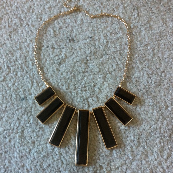 Black block statement necklace