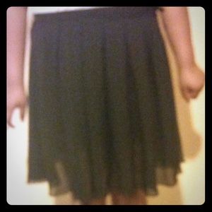 Black pleated skirt