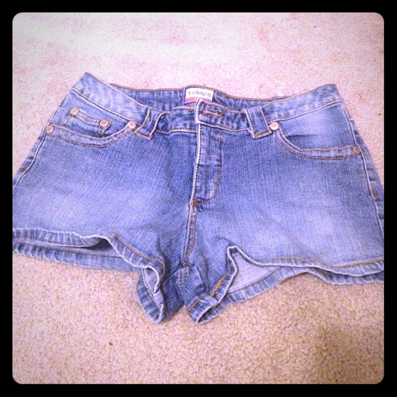 JUNIORS denim shorts