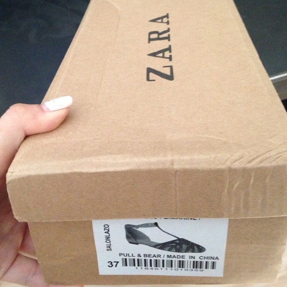 💢SOLD on Tradesy💢 Zara jelly studded sandals - Picture 4 of 4