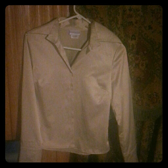 A Silky Gold Long sleeve button down!