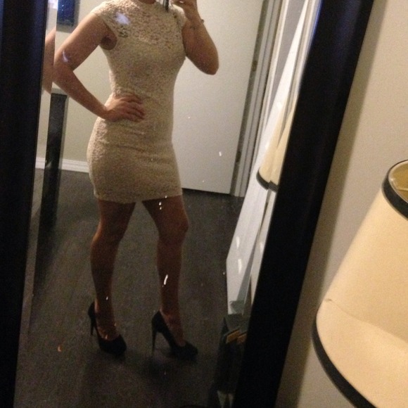 Dress - Picture 2 of 2