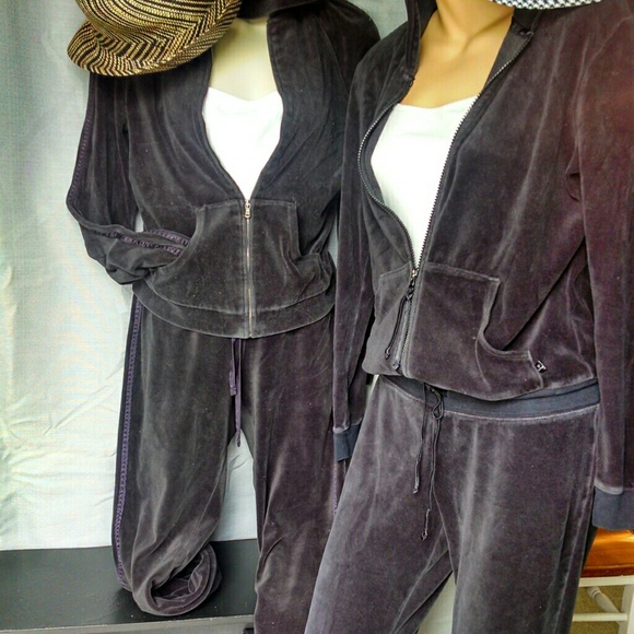 **1 Express; (old navy was gifted w/ apurchase!)