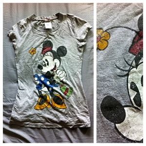 🔆REDUCED💸Minnie Mouse Graphic T