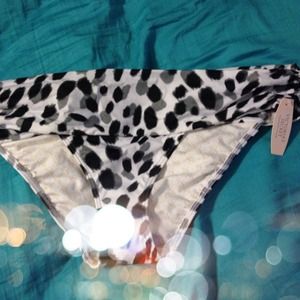 NWT Victoria's Secret bikini