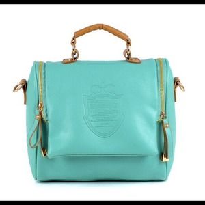 💜Turquoise Crossbody Bag!💜 strap included