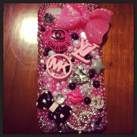 Pink (Handmade) Customized Iphone 5/5s Case.