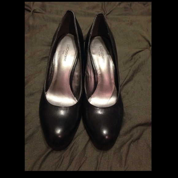 Liz Claiborne flex high heels