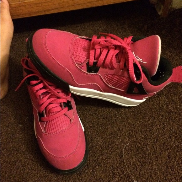 Cherry 4s throw me an offer. - Picture 2 of 3