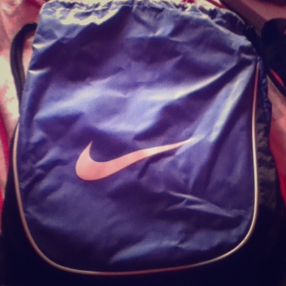Nike drawstring bags