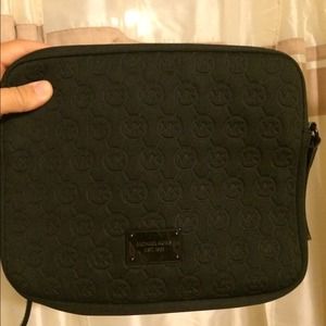 Ipad neoprene purse