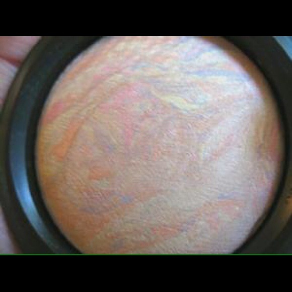 MAC Mineralized Skinfinish Lightscapade!!!