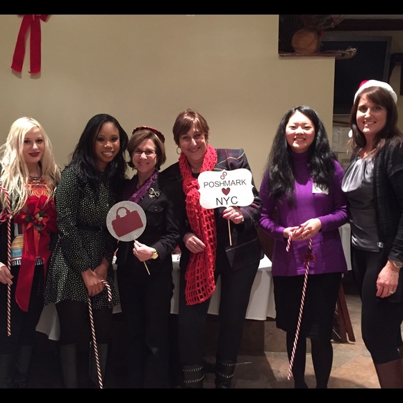POSHMARK HOLIDAY PARTY 12/4/15 - Picture 2 of 4