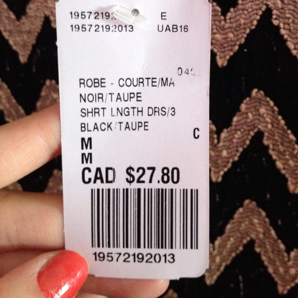 Forever 21 black and gold dress - Picture 3 of 3