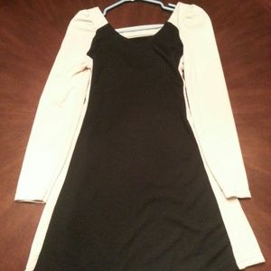 Vintage dress with detailed back