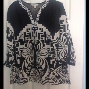 Black and white linen tunic.