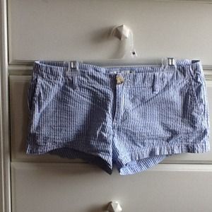 A&F seersucker shorts