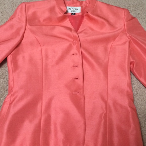 Kasper Suit - Picture 2 of 4