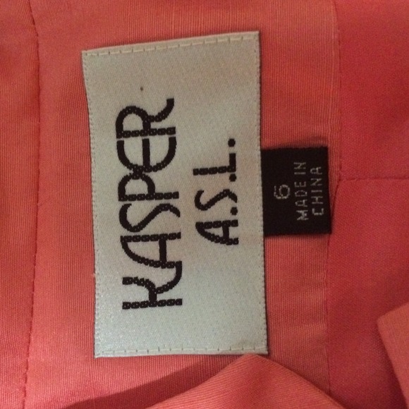 Kasper Suit - Picture 3 of 4