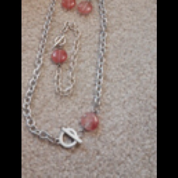 Pink & silver colored set. - Picture 1 of 1