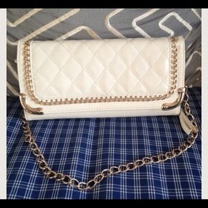 White Chain Clutch
