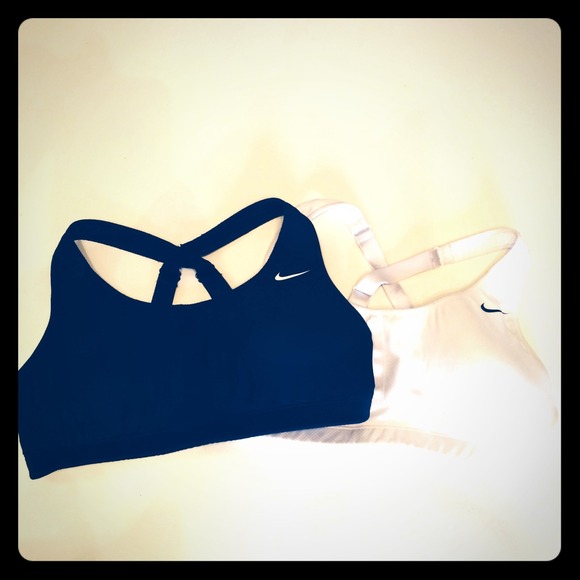 Nike dri-fit running top bundle black and white