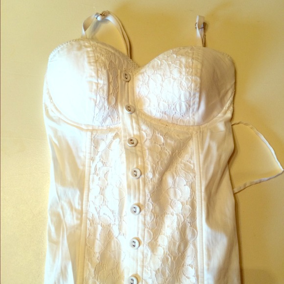 Guess white top