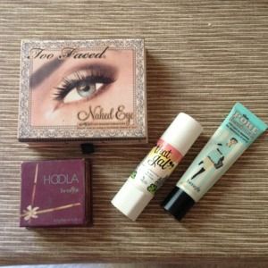 Special makeup bundle :)