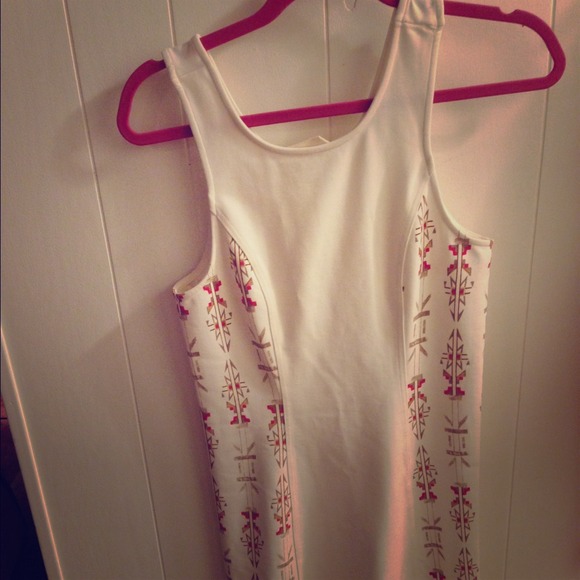 Somedays lovin sml Aztec Indian white tight dress