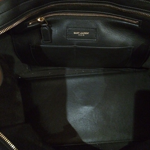 🚫SOLD🚫YSL LIGNE SOFT LEATHER BAG. Medium - Picture 2 of 4