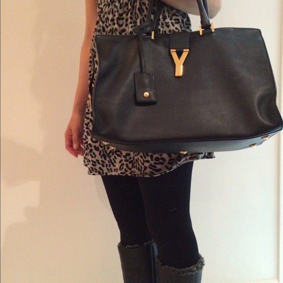 🚫SOLD🚫YSL LIGNE SOFT LEATHER BAG. Medium - Picture 4 of 4