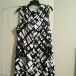 Black and white dresd