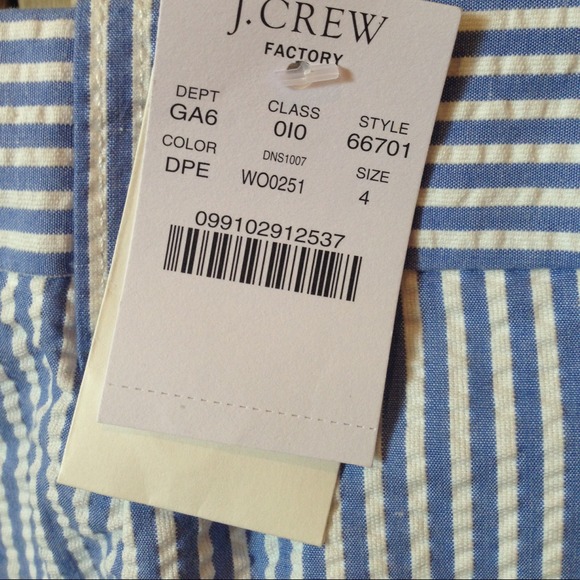 J. Crew Pants - BRAND NEW J.Crew Factory 9" Short in Seersucker J. Crew Pants - BRAND NEW J.Crew Factory 9" Short in Seersucker