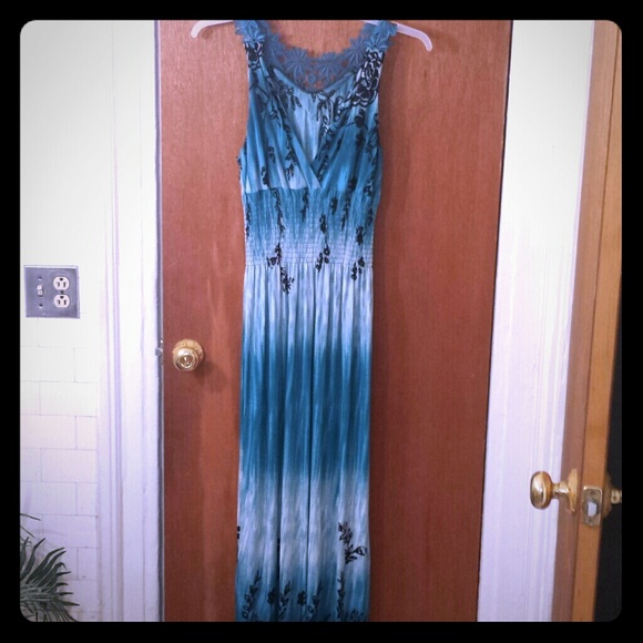 Bundle of 2 Lace back ombre  maxi dress