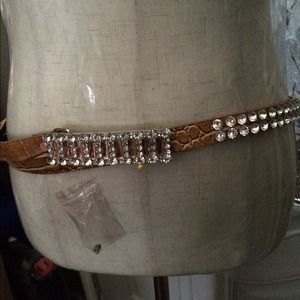 Brown Leather Rhinestone Studded Belt!