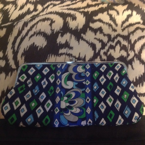 NWOT Clutch Wallet in Mediterranean Blue Mosaic