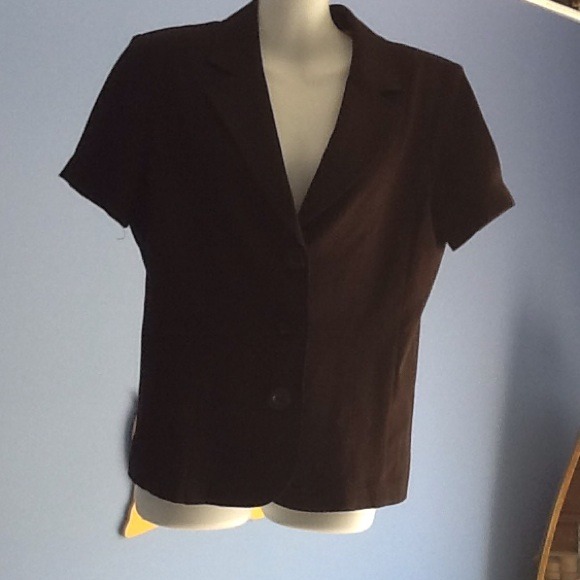 Lightweight black jacket