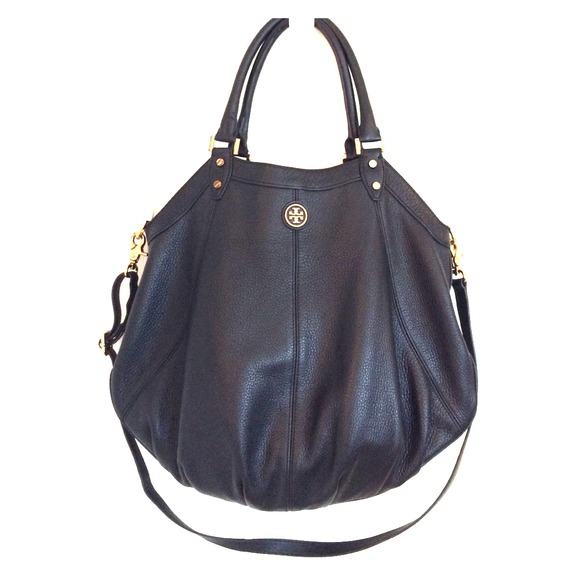 " TRADED" Tory Burch" Dakota Authentic