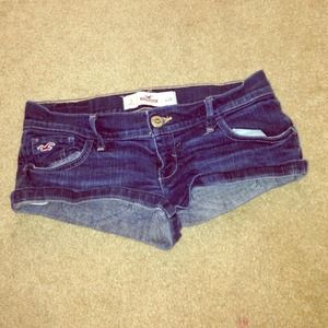 Hollister Jean Shorts !