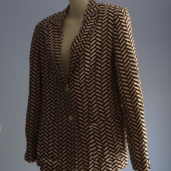 Black and White linen blazer,