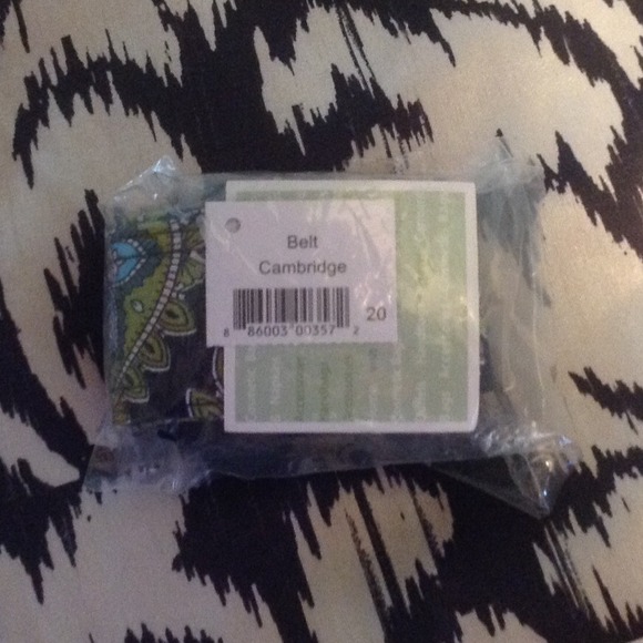 NWT Vera Bradley Belt-Cambridge (RETIRED pattern) - Picture 2 of 2